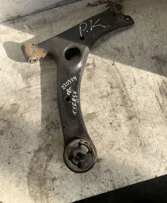 Toyota Corolla Verso AR10 Front lower control arm/wishbone