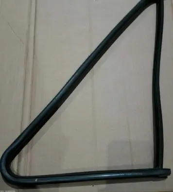 Volkswagen Golf I Rubber seal front coupe door window 171845261