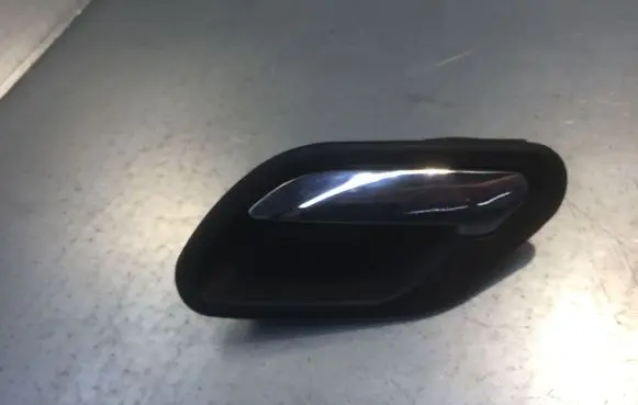 BMW 5 E39 Rear door interior handle 7032925