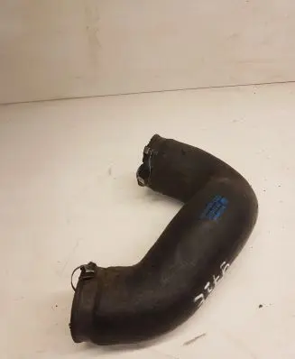 Audi Q7 4L Intercooler hose/pipe 7L6145943B