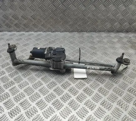 Volkswagen Scirocco Front wiper linkage and motor 1K8955023 1K8955023L