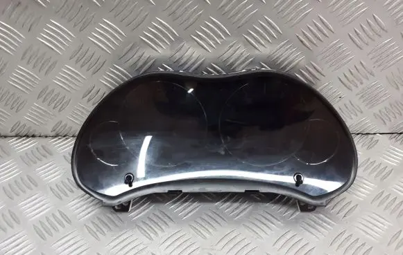 Toyota Avensis T250 Speedometer (instrument cluster)