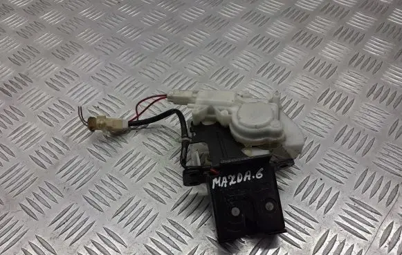 Mazda 6 Tailgate exterior lock 