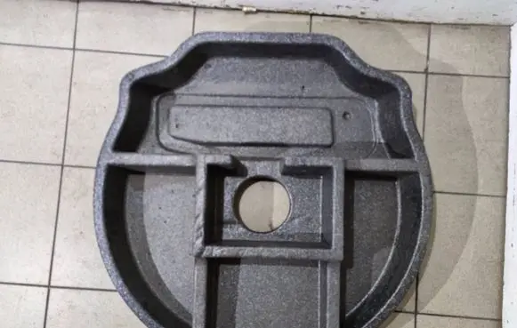 Jeep Cherokee Trunk/boot floor carpet liner 04726370AB
