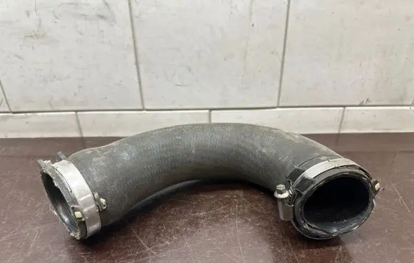 Audi A4 S4 B8 8K Intercooler hose/pipe 8K0145709H