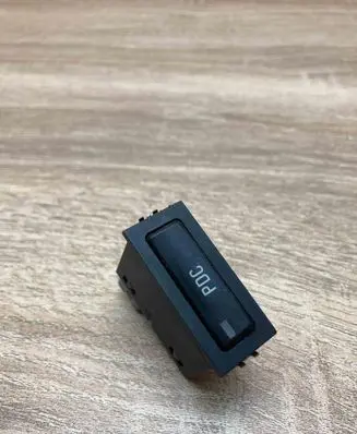 BMW 7 E38 Parking (PDC) sensor switch 8352253