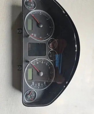 Volkswagen Sharan Speedometer (instrument cluster) 7M3920840T 7M3035191C