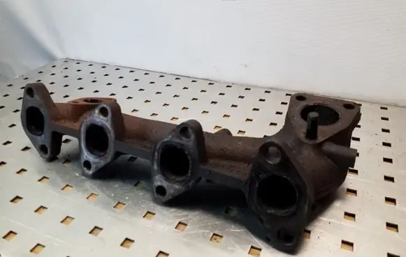 Toyota RAV 4 (XA20) Exhaust manifold