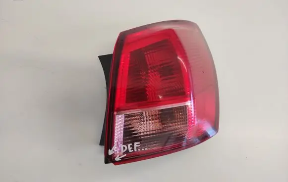 Nissan Qashqai Rear/tail lights 89070312