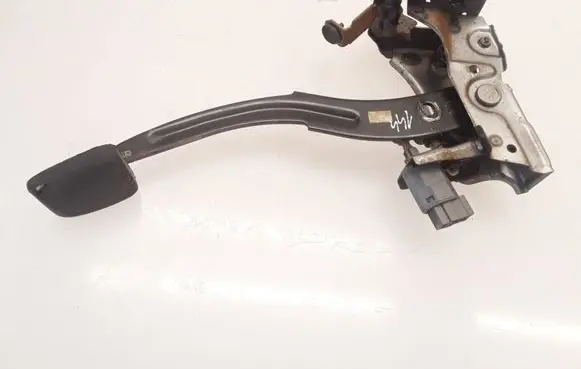 Mazda 626 Brake pedal GA2C6649Y