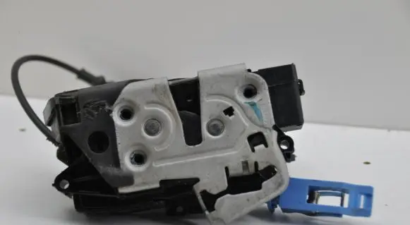 Lincoln MKZ II Coupe door lock (next to the handle) AE8A5426413BH