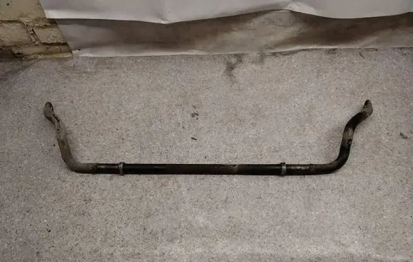 Fiat Freemont Front anti-roll bar/sway bar 68065028AA 028AA 61166