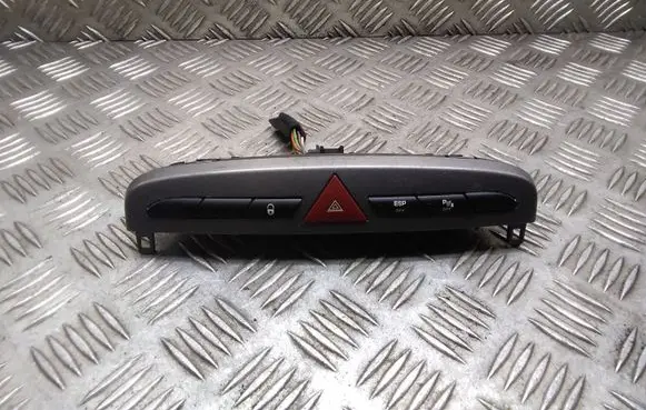 Peugeot 308 Hazard light switch 9659417477