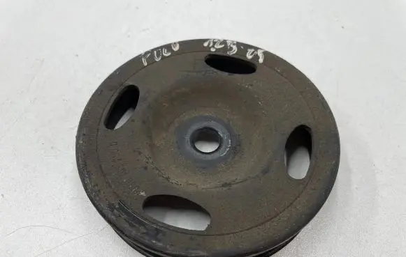 Volkswagen Polo IV 9N3 Crankshaft pulley 03d105255d
