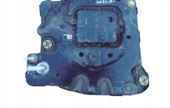 Peugeot 2008 II AdBlue liquid reservoir 