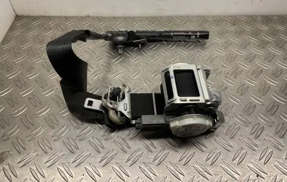 Ford Fusion II Front seatbelt HG9354612D65AD