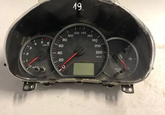 Toyota Yaris Speedometer (instrument cluster) 838000D020