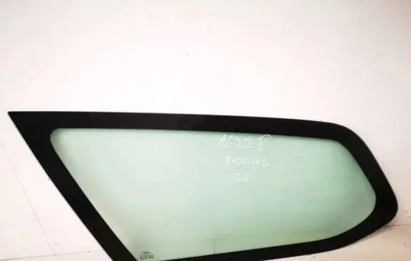 Ford Focus Rear side window