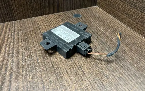 Volkswagen Caddy Alarm control unit/module 1K0907719C