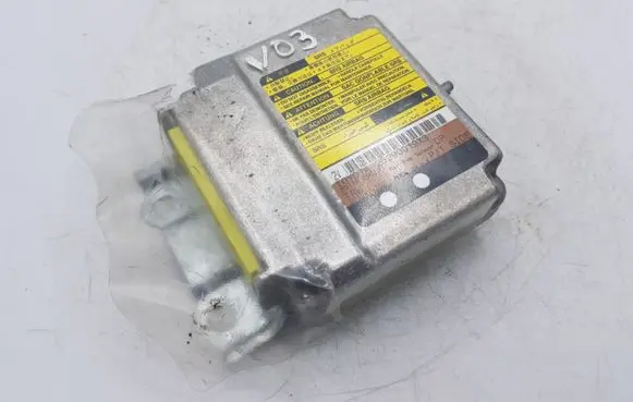 Toyota Avensis T220 Airbag control unit/module 8917005050 204247102