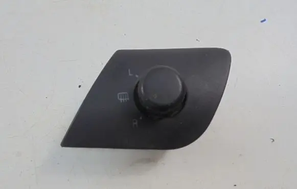 Skoda Fabia Mk1 (6Y) Wing mirror switch 6Y1959565F