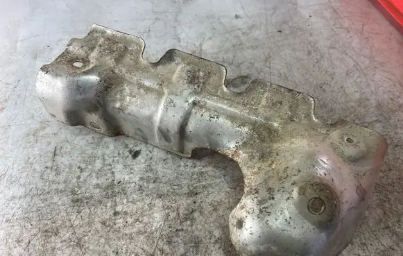 Nissan Navara D40 Heat shield in engine bay 
