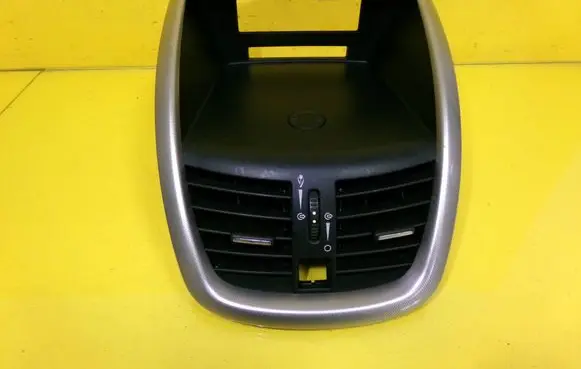 Peugeot 207 Dash center air vent grill 9656992377 9360