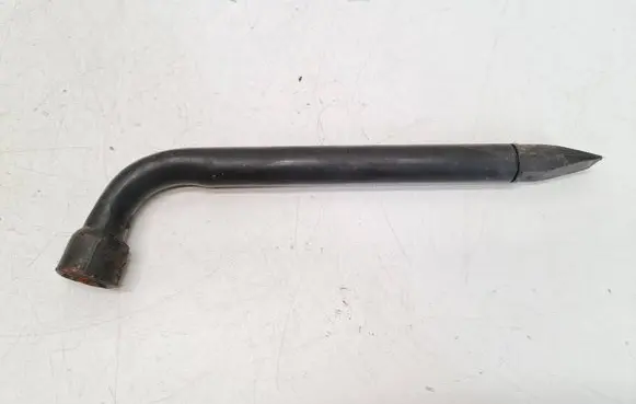 Ford C-MAX I Wheel nut wrench 93BB17032AB