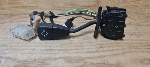 BMW 5 E34 Indicator stalk 011003