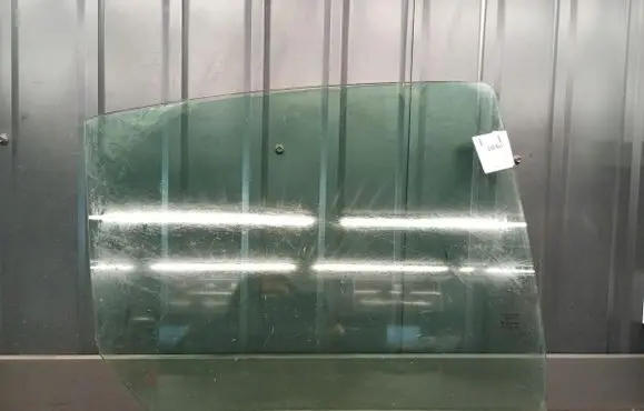 Jaguar XJ X350 Rear side window