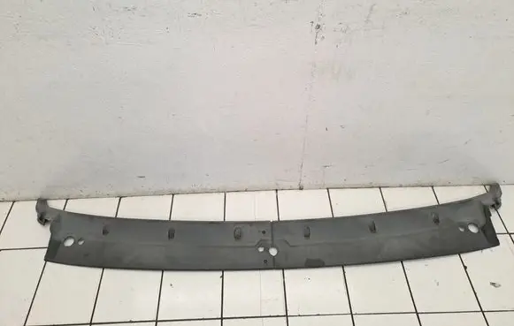 Iveco Daily 35.8 - 9 Wiper trim 504022284 504022283