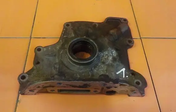Volkswagen Polo V 6R Oil pump 0361151050