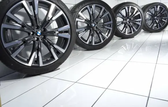 BMW X7 G07 R22 alloy rim 6885462