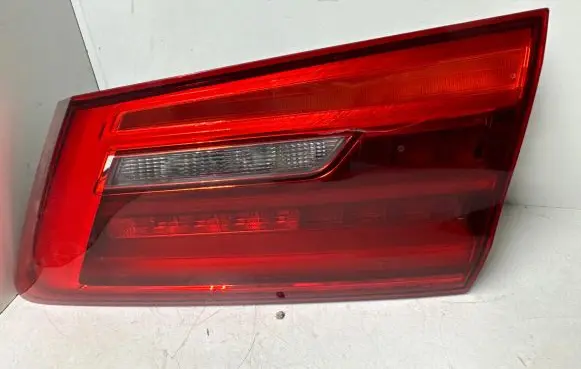 BMW 5 G30 G31 Tailgate rear/tail lights 630342