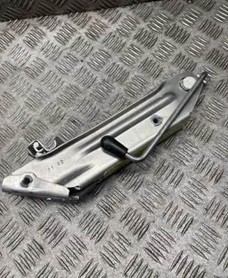 Audi A6 S6 C6 4F Lift Jack 8L0011031A