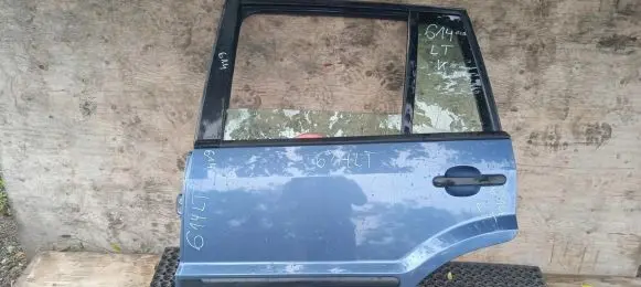 Ford Fusion Rear door