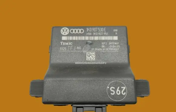 Volkswagen Golf V Other control units/modules 1K0907530E