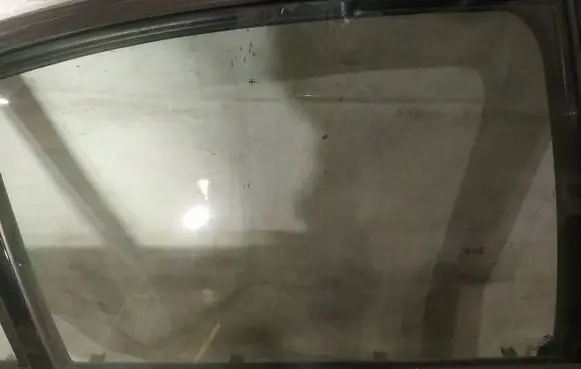 BMW 3 E90 E91 Rear door window glass as2