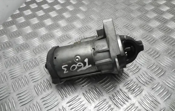 Renault Laguna III Starter motor 233003025R