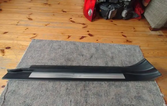 Audi TT Mk1 Front sill trim cover 8N8853491