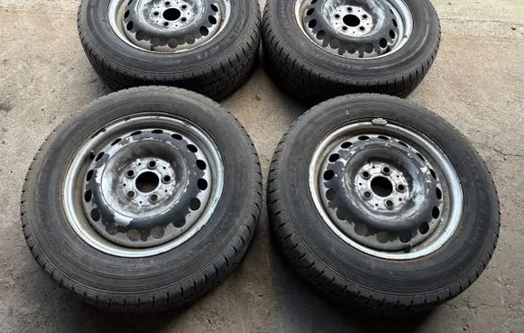 Mercedes-Benz Vito Viano W639 R16 steel rim
