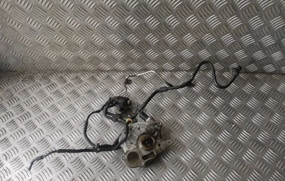 Volkswagen Golf V Vacuum pump 03L145100 1K0612071R 1K0906283A