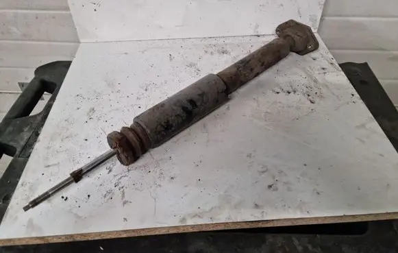 BMW 1 E81 E87 Rear shock absorber/damper 6771559