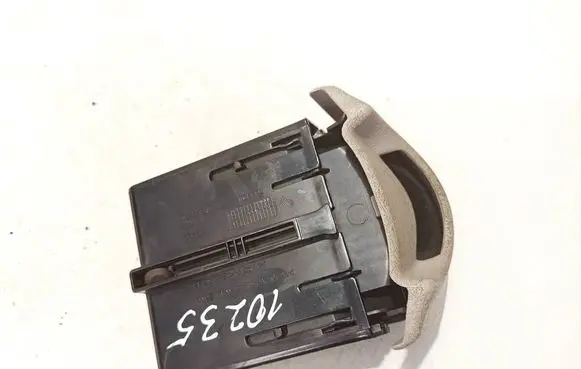 Citroen Xsara Picasso Car ashtray 9635581577 3363