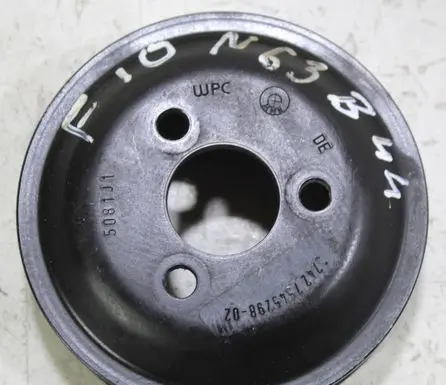 BMW 5 F10 F11 Crankshaft pulley