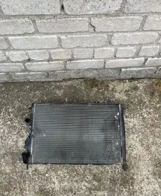 Renault Scenic I Coolant radiator 8200062691 RM1260 868405P
