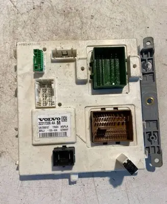 Volvo XC90 Comfort/convenience module 32217336AA 72900107