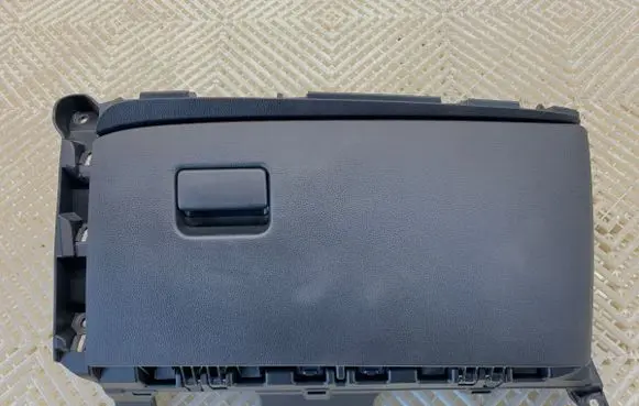 Toyota Yaris Glove box set 