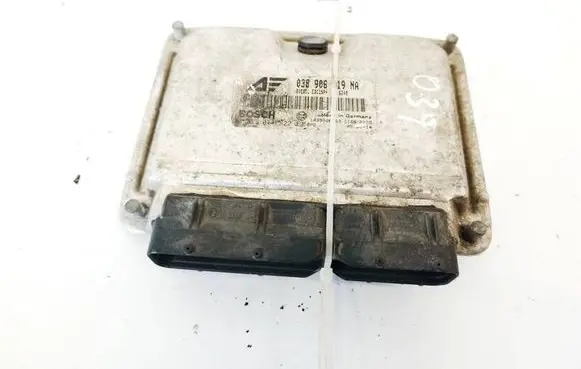 Volkswagen Sharan Engine control unit/module 038906019NA 0281011822