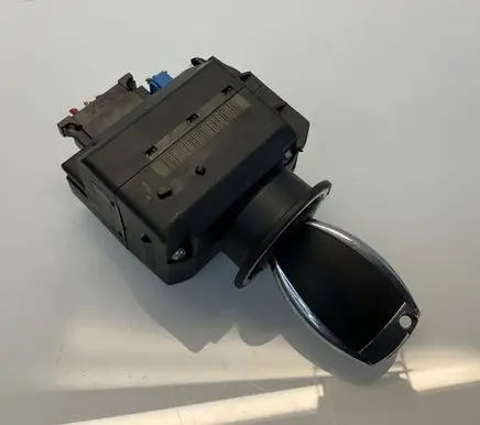 Mercedes-Benz E W211 Ignition lock 2115451408 33002209 5007521310206192
